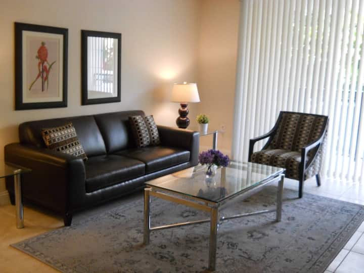 The Beach Vibe! Str-001134 - Aventura, FL