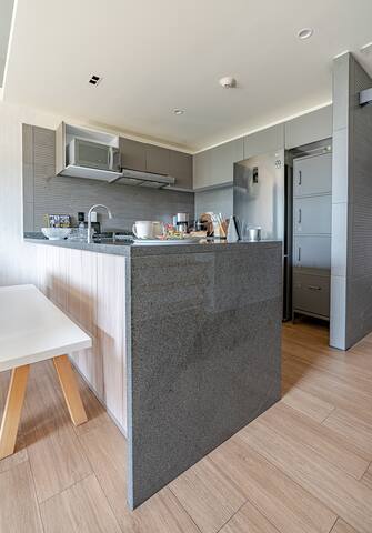 Alto Polanco Luxury: 3BR Family Oasis w/Pool & Gym gallery image 5