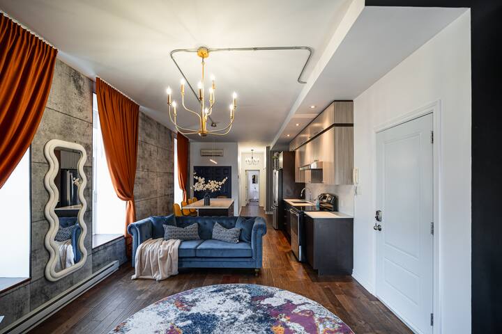 Montreal Vintage Hideaway : 1950s Style and Charm gallery image 2