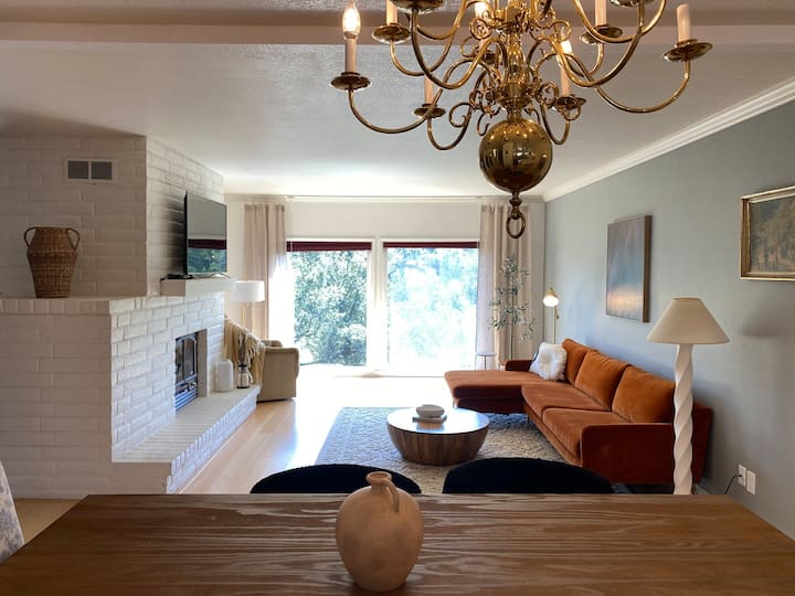Spacious Townhouse In The Heart Of Nature - Folsom, CA
