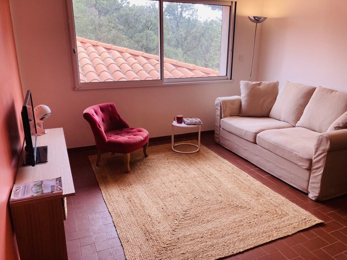 غرفة المعيشة