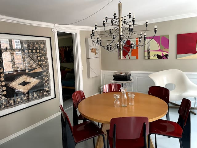 Art & design & charm combined