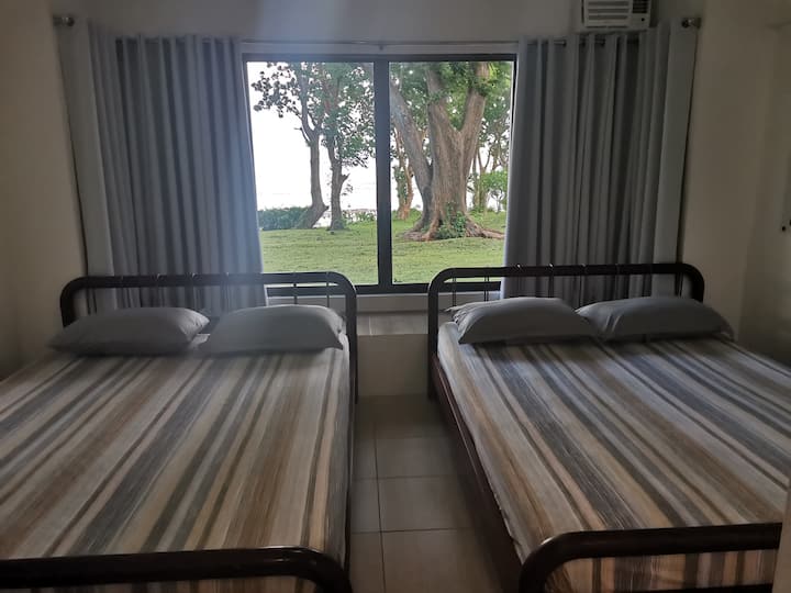 GUESTROOM-1