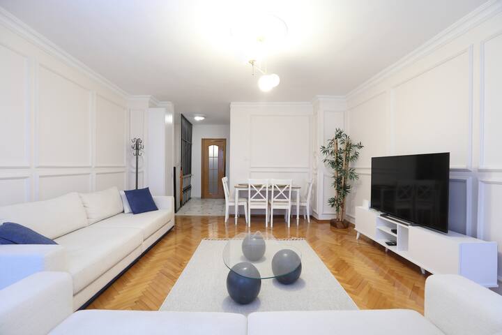 Sea View,Old City,Maiden’s Tower and Metro gallery image 5