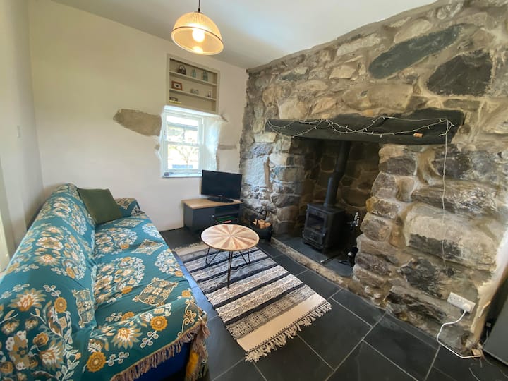 Charming Cosy Traditional Welsh Cottage - Caernarfon Castle