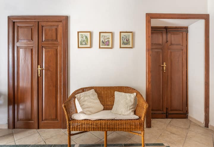Grande Casa Nel Villaggio - Bosa
