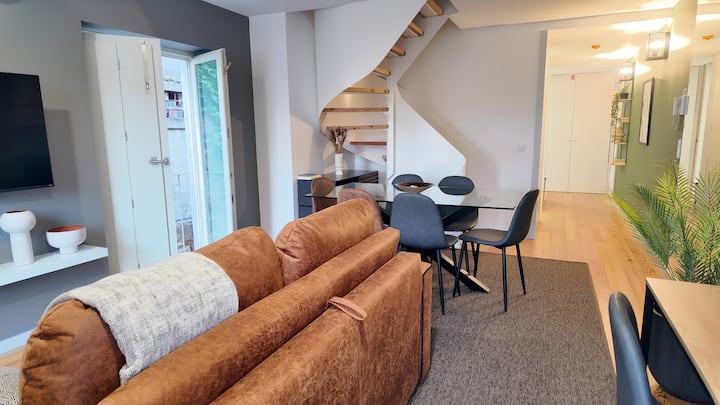 Exquisite Duplex Balconies And Incredible Views - Oporto