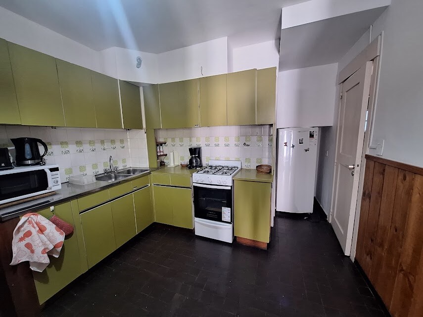 Top performing Airbnb: Central, bright and warm. in Departamento Bariloche
