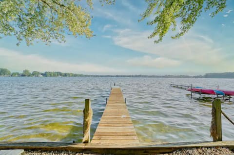 Lake it or Leave it
*Pontoon/ Jet Ski Rentals!
