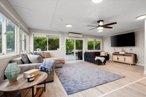 "Whitewater-The Main Sail" Oneida Lake/Sleeps 11!