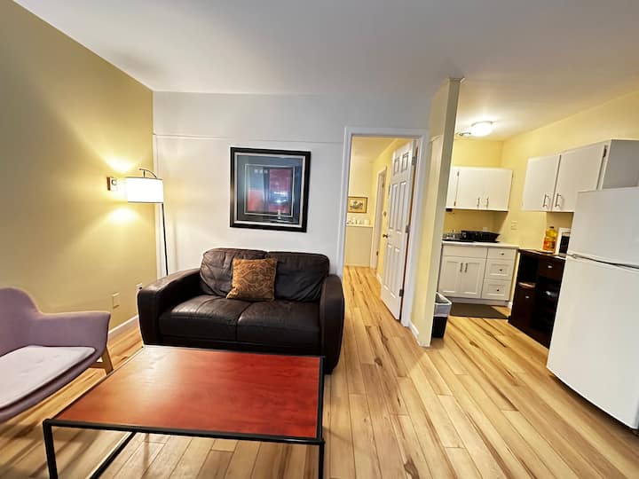 1 Block To East Green Lake Remodeled  (Nc 4) - Seattle, WA