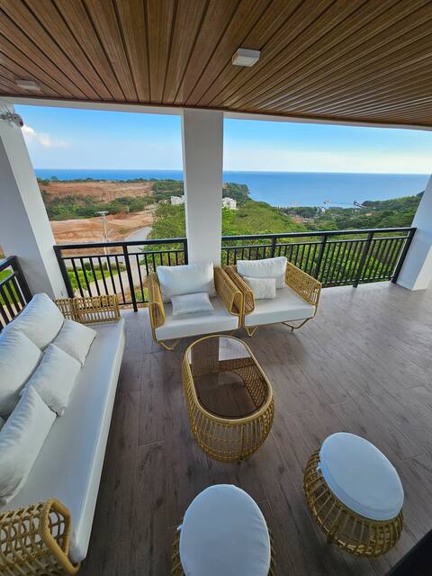 Villa with clear view to the sea