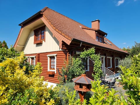 Top Airbnb: Charming apartment in Neustadt An Der Weinstraße