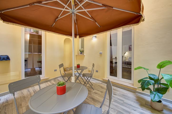 Navona Charme Apartment Rome gallery image 2