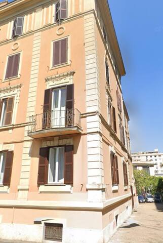 Casa Happya – Metro A: Central Rome gallery image 2