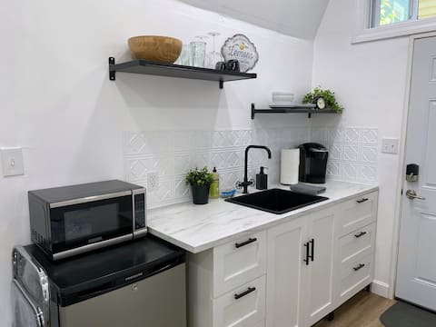 Tiny-home like living