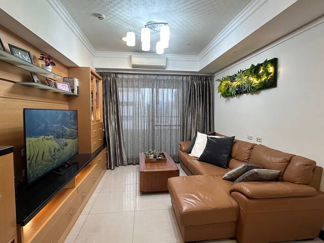 *New* Spacious 3BR Taipei Main Station Unit gallery image 2