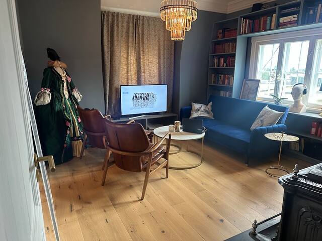 Seaview, great kitchen, large, 15 min. to center