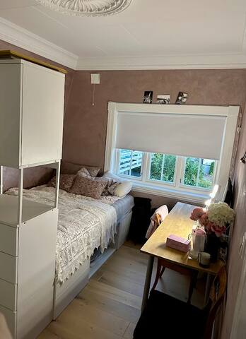 Seaview, great kitchen, large, 15 min. to center gallery image 4