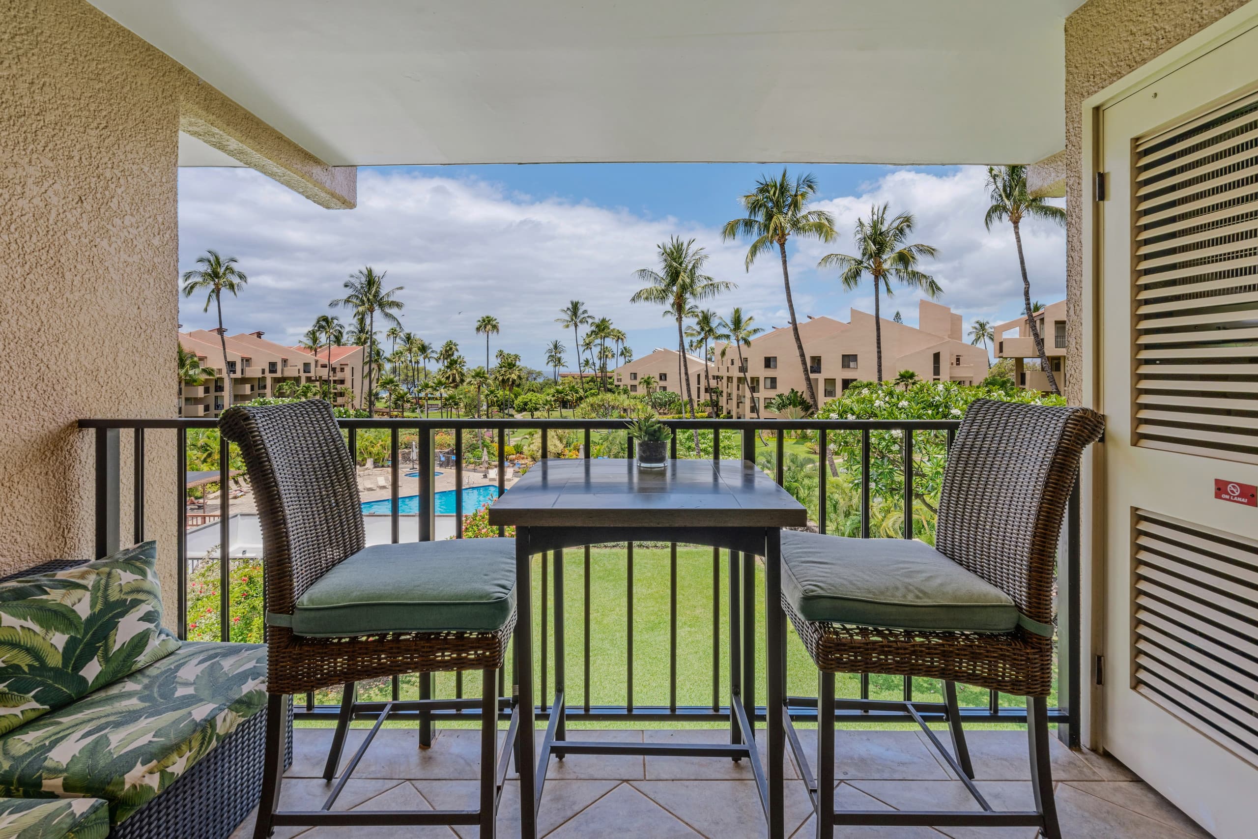 Paradise at its Best KS5310 - Image 1
