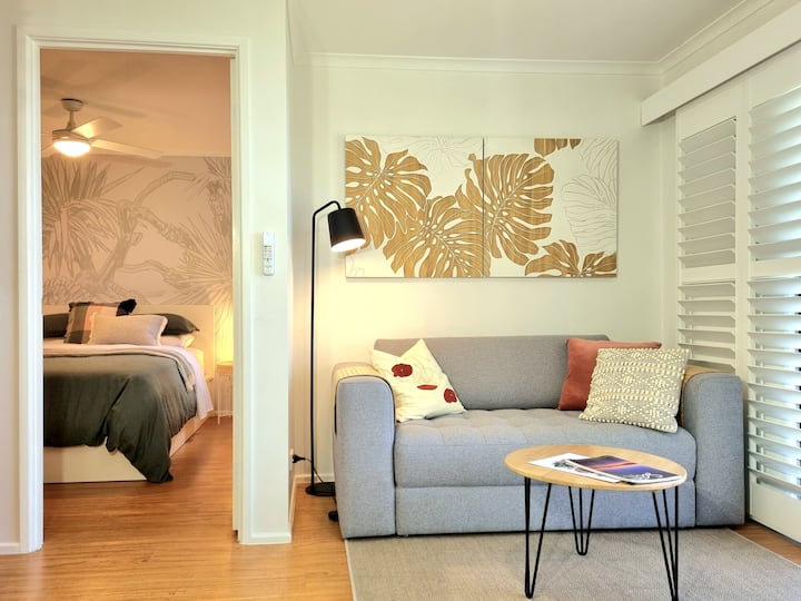 Lakefront Studio In The Palms - Noosaville
