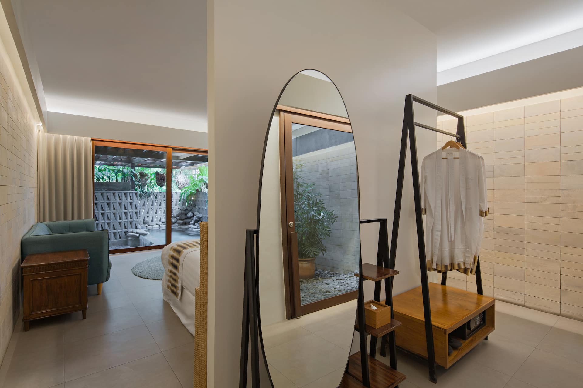 Executive Plunge Pool Hideaway Room in Canggu 2