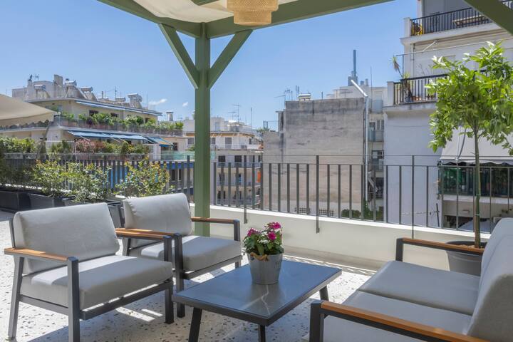 Athome Athens – Stylish flat under the Acropolis gallery image 3