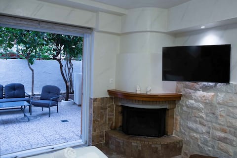 Top Airbnb: Happy Lemon in Acropolis in ΦΙΛΟΠΑΠΠΟΥ