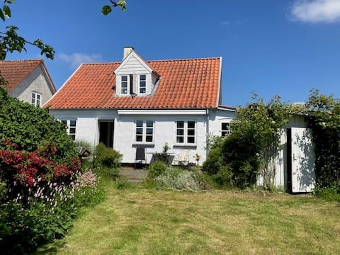 Charming skipper's home on Thurø