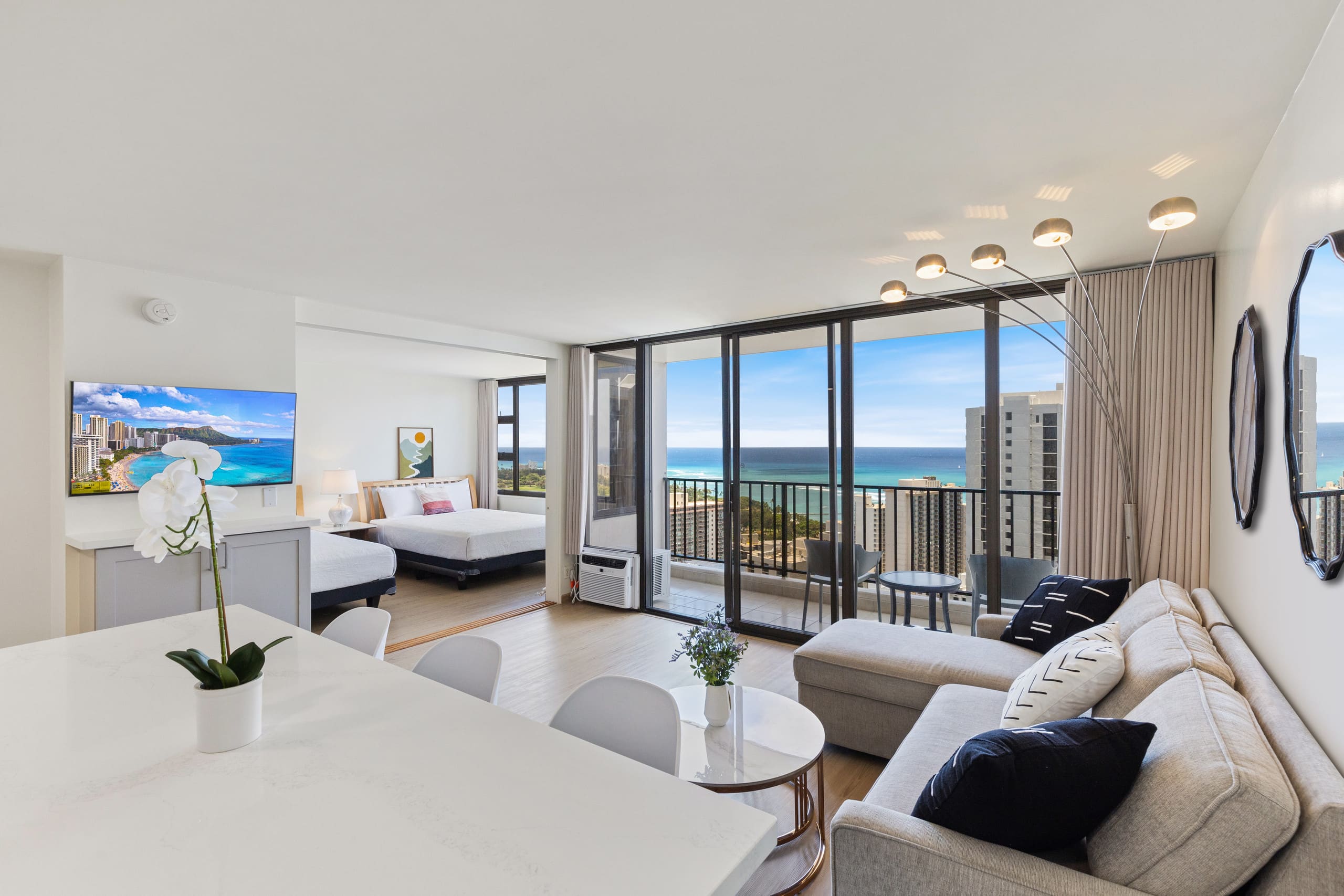 Hotel in Honolulu · ★4.76 · 1 bedroom · 3 beds · 1 private bath - Image 2