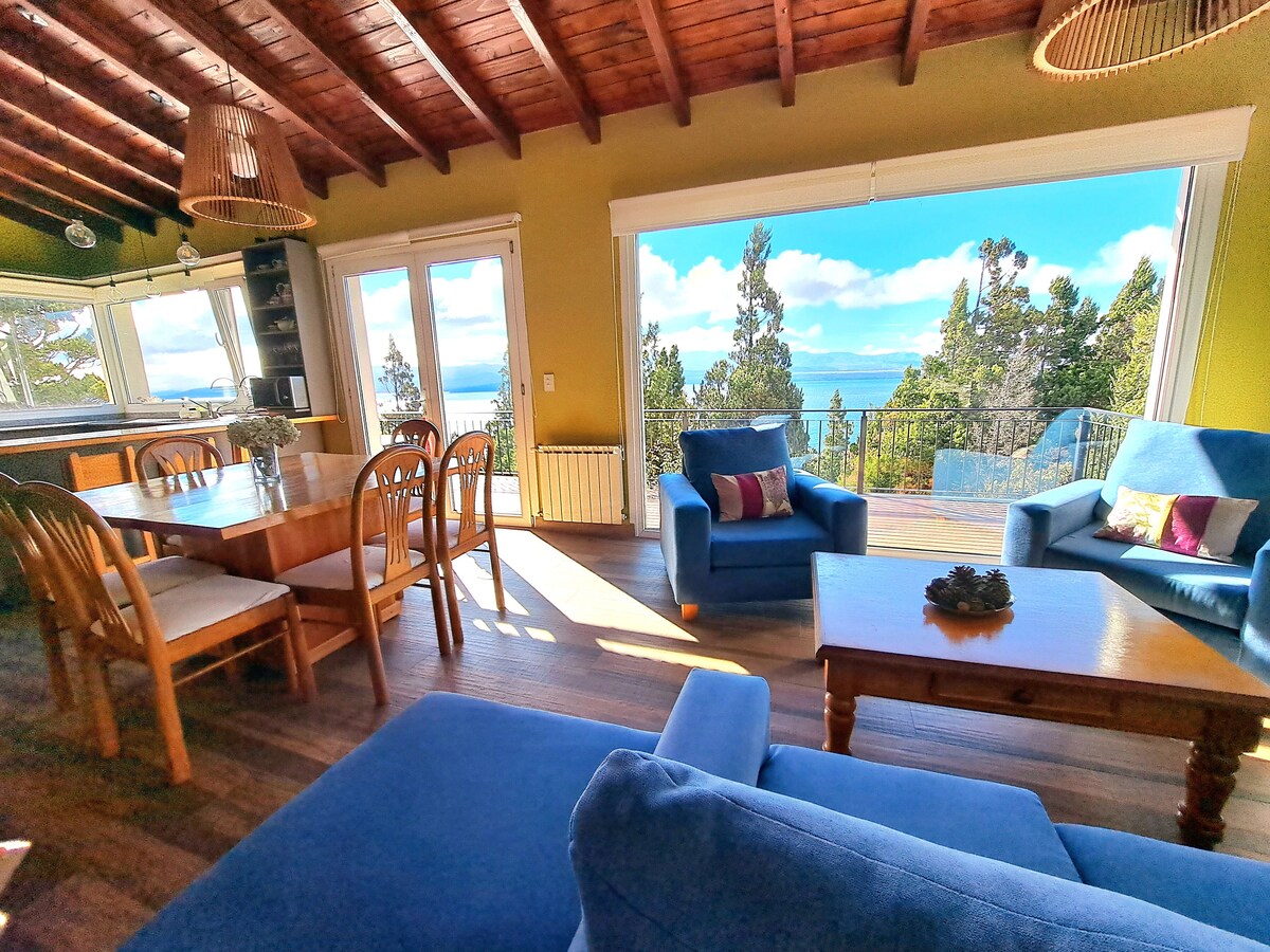 Successful Airbnb property: House with a Spectacular View in Río Negro