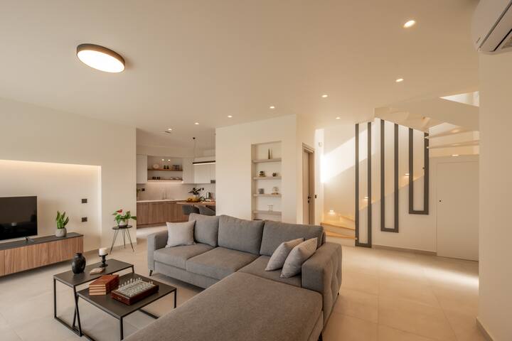 Villa Icons gallery image 3