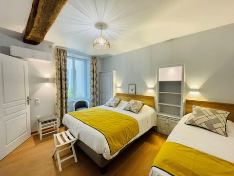 Aparthotel in the heart of the castles "Le Murier"