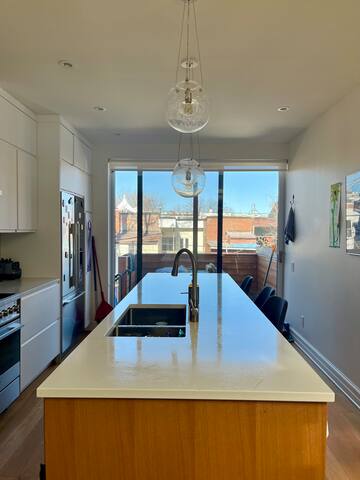 Luxurious home heart of Mile End gallery image 5