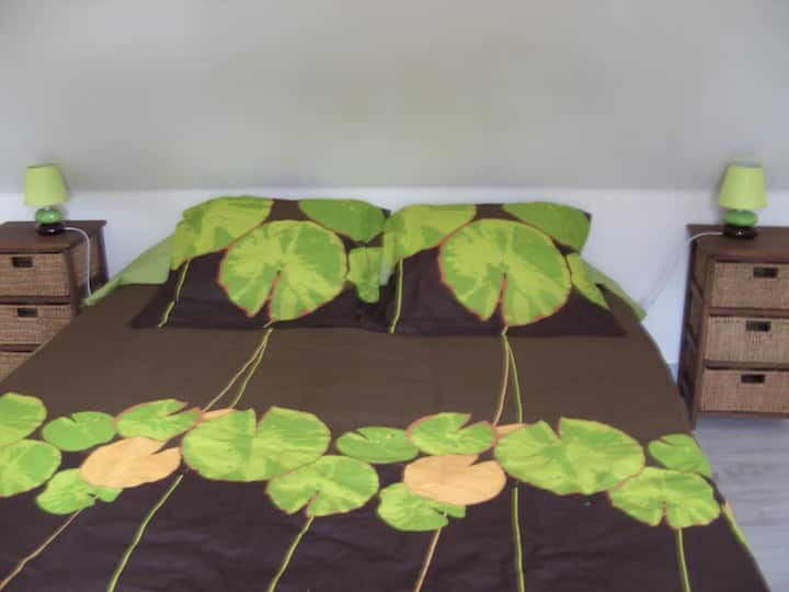 საძინებელი 1