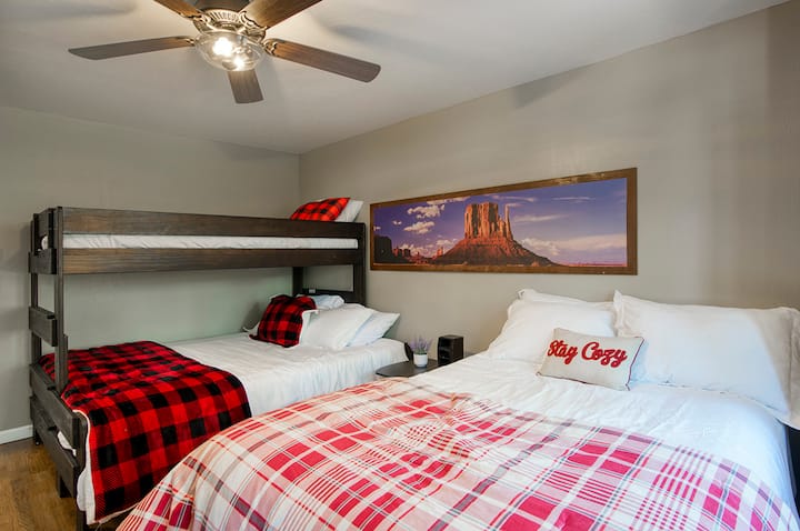 การจัดเตรียมที่ดีทำให้ฉันนึกถึงการเดินทางครั้งล่าสุดของฉันที่แกรนด์แคนยอนและหุบเขาอนุสาวรีย์!