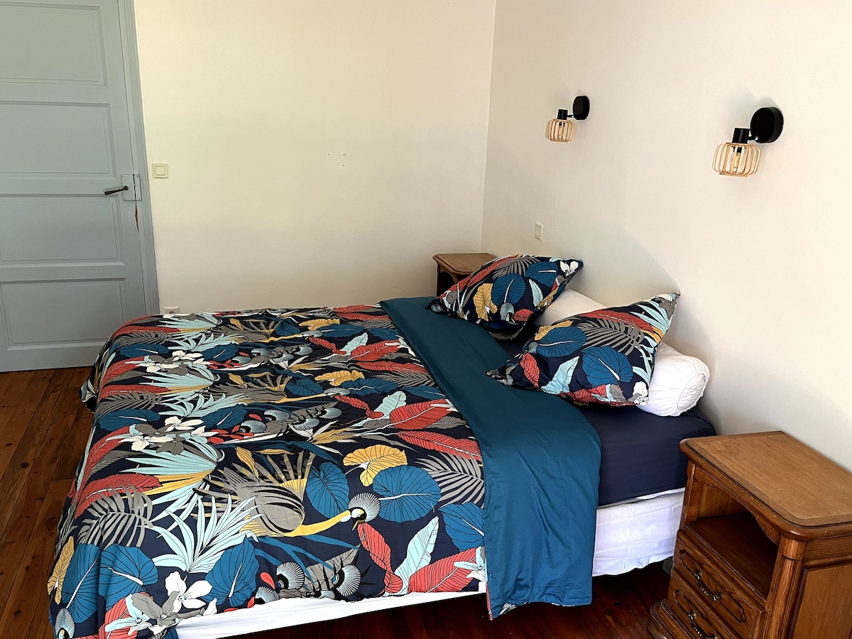 საძინებელი 1