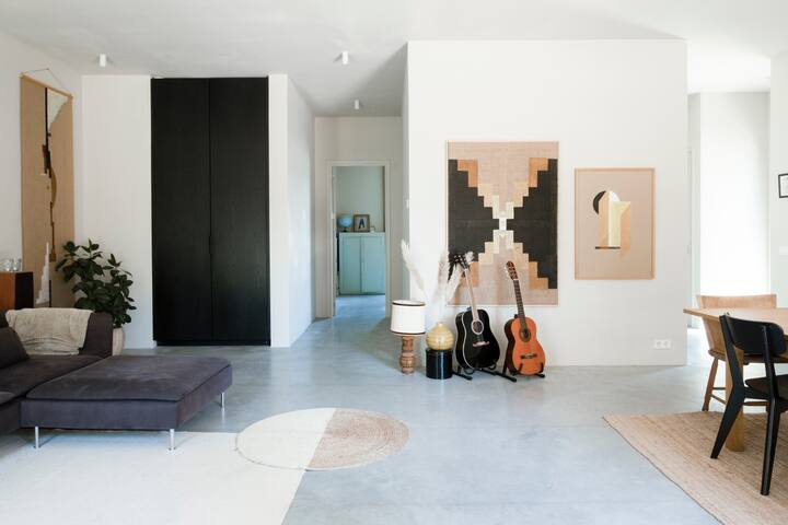 Light and spacious family home gallery image 3