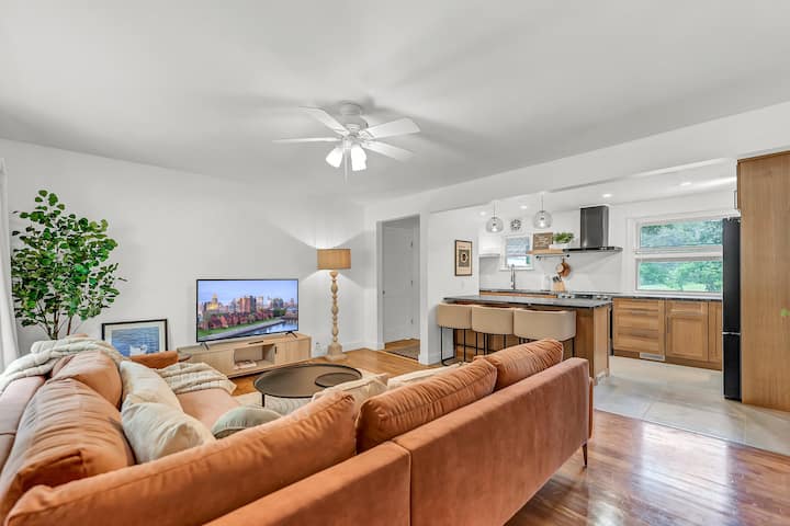 Cozy Cottage Near The Niagara River - Youngstown, NY