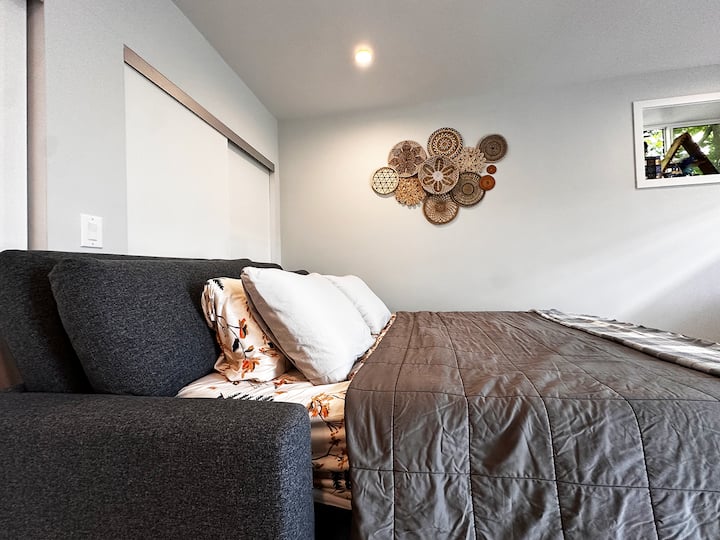 Forest Suite (F2): Tempur-pedic quality madrac + nadmadrac za kvalitetne REM cikluse. 