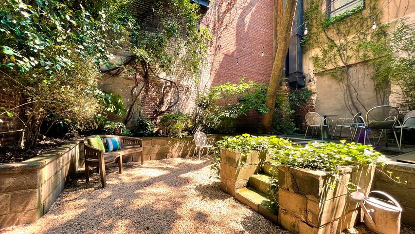 Celebrity Townhouse in West Village! gallery image 5