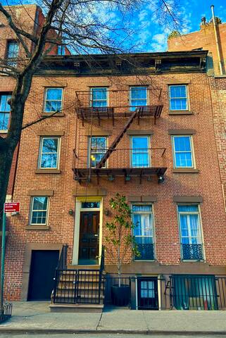 Celebrity Townhouse in West Village! gallery image 3
