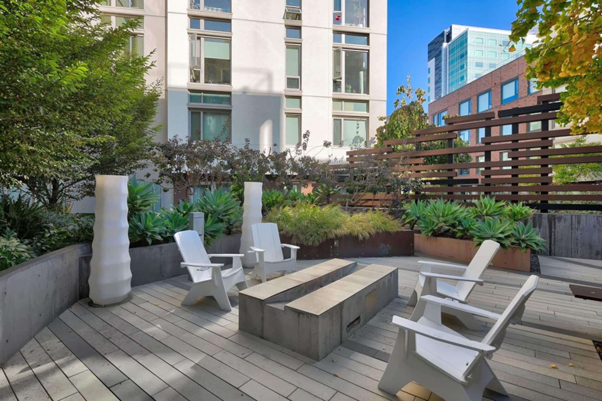 Lux Apartment-Pool/Parking/Spa - Image 46