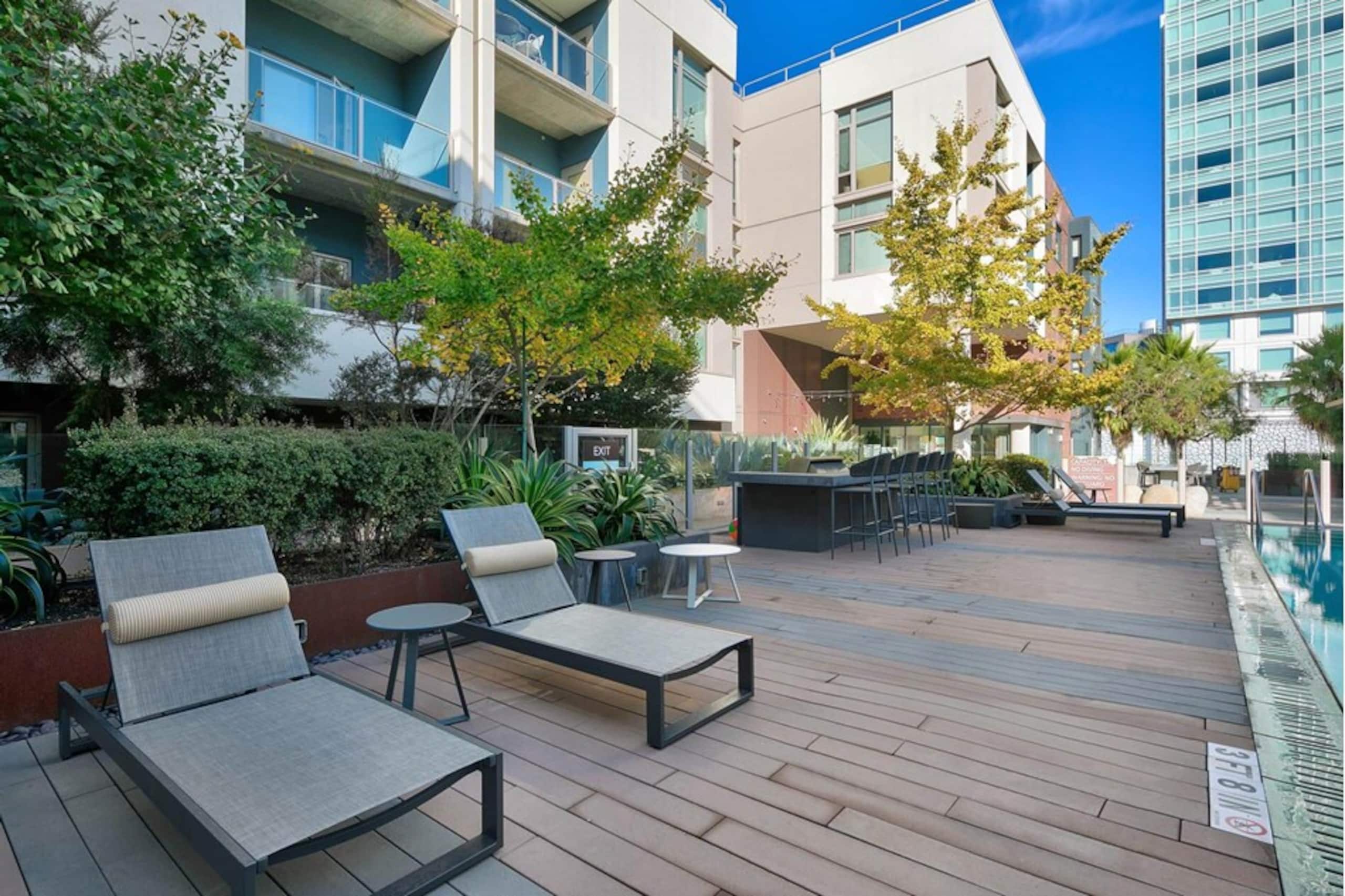 Lux Apartment-Pool/Parking/Spa - Image 70