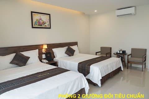 Trống Đồng Hotel 
- Sầm Sơn