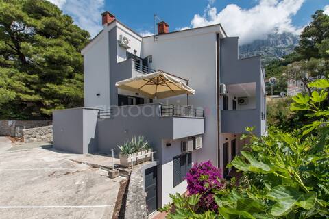 Apartment CasaLili•Spacious•4Bedrooms•Free Parking
