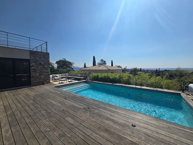 S&V concierge 83 managed Airbnb listing 2