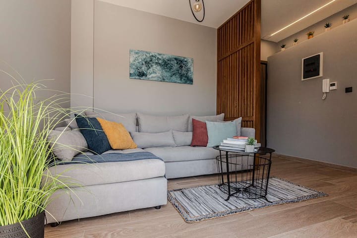 Heart Of The City (Downtown Apartment)#1 - Волос