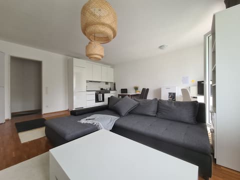 Leistungsstarkes Airbnb: Your home next to Hirschgarten in Nymphenburg