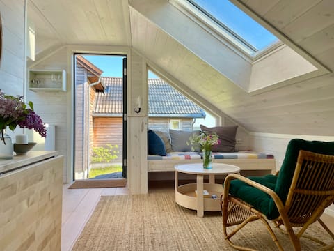 Popular Airbnb listing: Cozy and seaside apartment in Tvedestrand